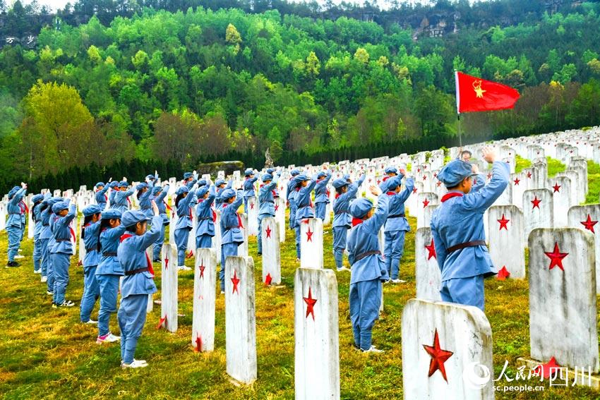 ͨht܊СW(xu)W(xu)ܘ佭z