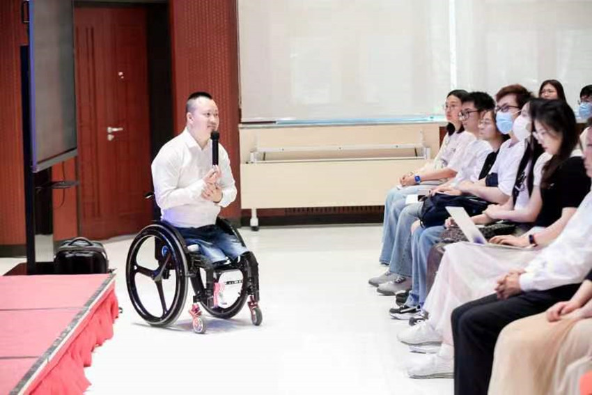 代國宏。四川省殘聯供圖