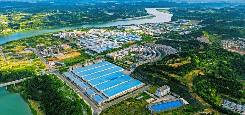 川投集團幫扶儀隴縣產業園區標準化廠房建設。四川省國資委供圖