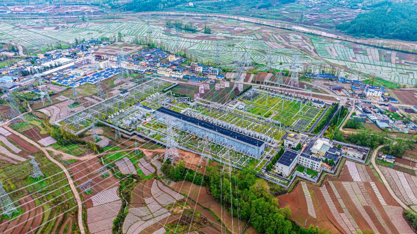 2025年4月22日，正在進(jìn)行施工改造的普提500千伏變電站。曹頎攝