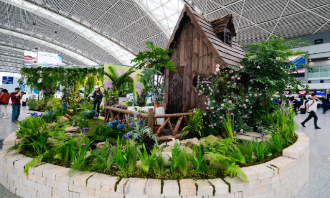 T2航站樓花園景觀。雙流區委宣傳部供圖