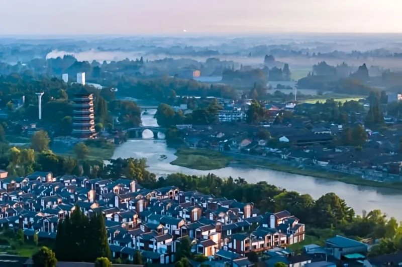 西來古鎮(zhèn)。成都市文廣旅局供圖