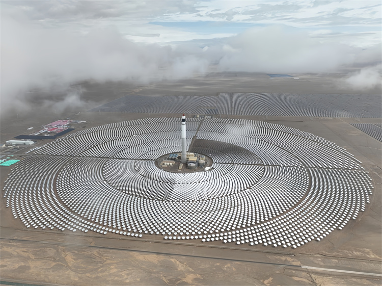 德陽東方鍋爐參建的110兆瓦光熱發電項目。主辦方供圖