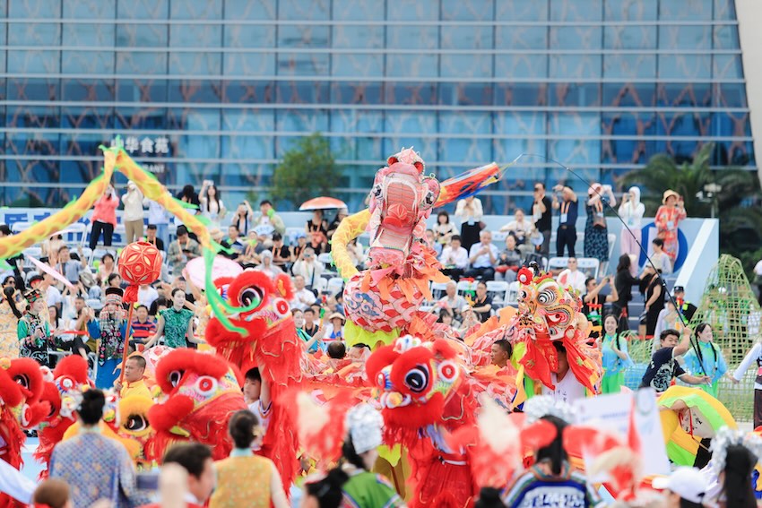 開幕式巡游活動。主辦方供圖