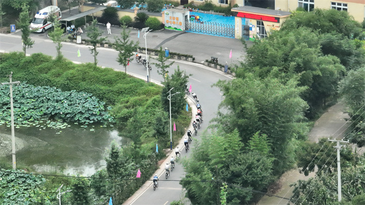 比賽航拍圖。江安縣融媒體中心供圖